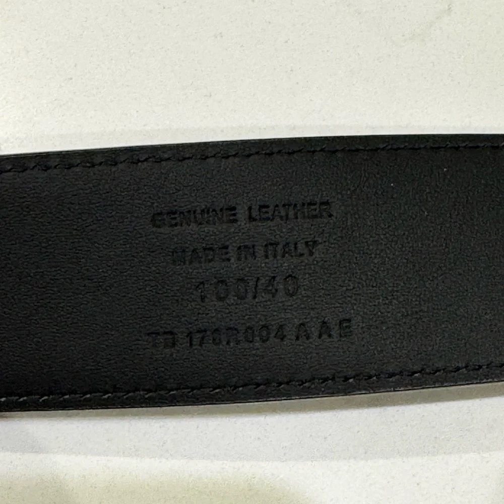 Tom Ford Black Leather Belt with Gold Buckle - Picture 4 of 6